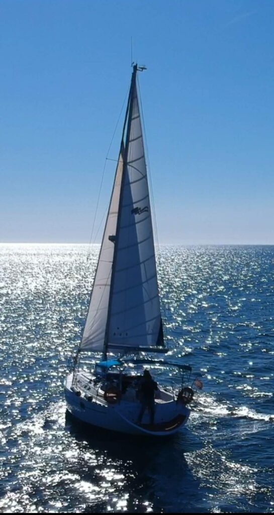 BÉNÉTEAU OCEANIS 351