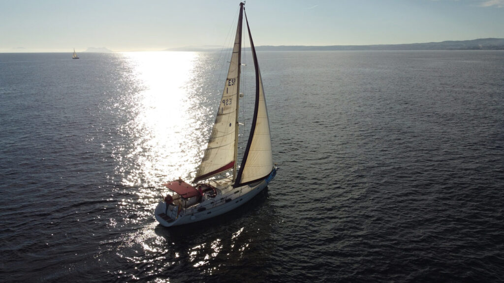 BÉNÉTEAU OCEANIS CLIPPER 411<br />
