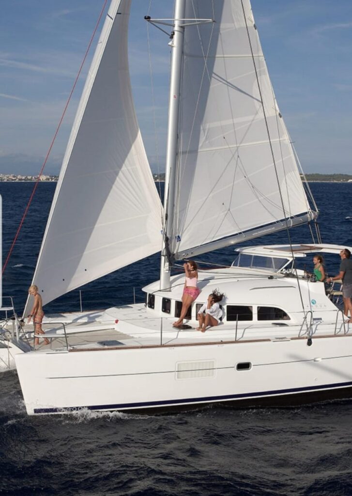BÉNÉTEAU OCEANIS CLIPPER 411<br />
