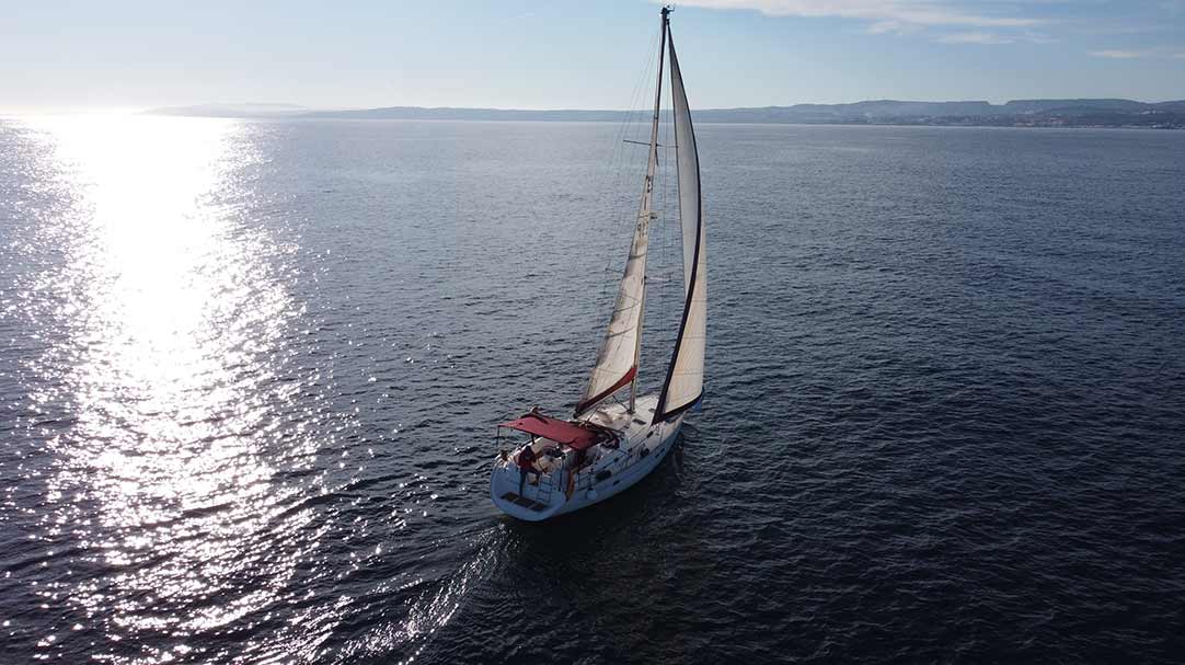 Sailing Boat (10 Persons Max)